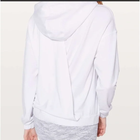 Lululemon Twisted & Tucked Pullover - Picture 4 of 6